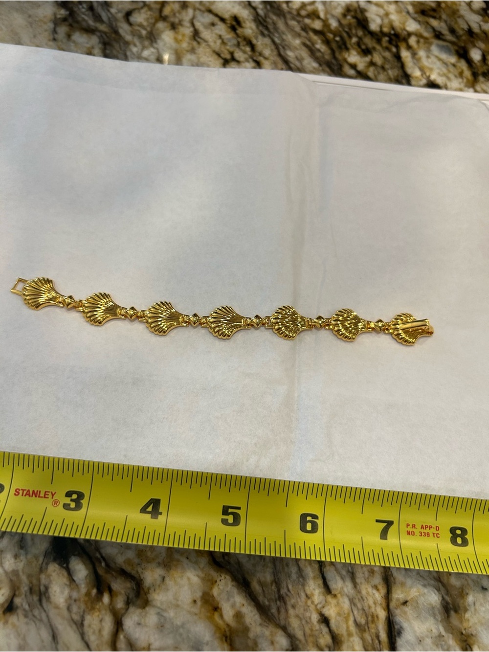 Avon Gold-Tone Shell Link Bracelet